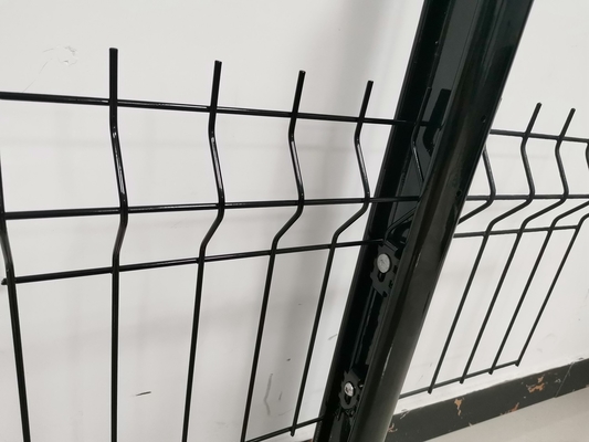 Los alambres galvanizados 3d curvaron el alambre Mesh Fencing Easily Assembled